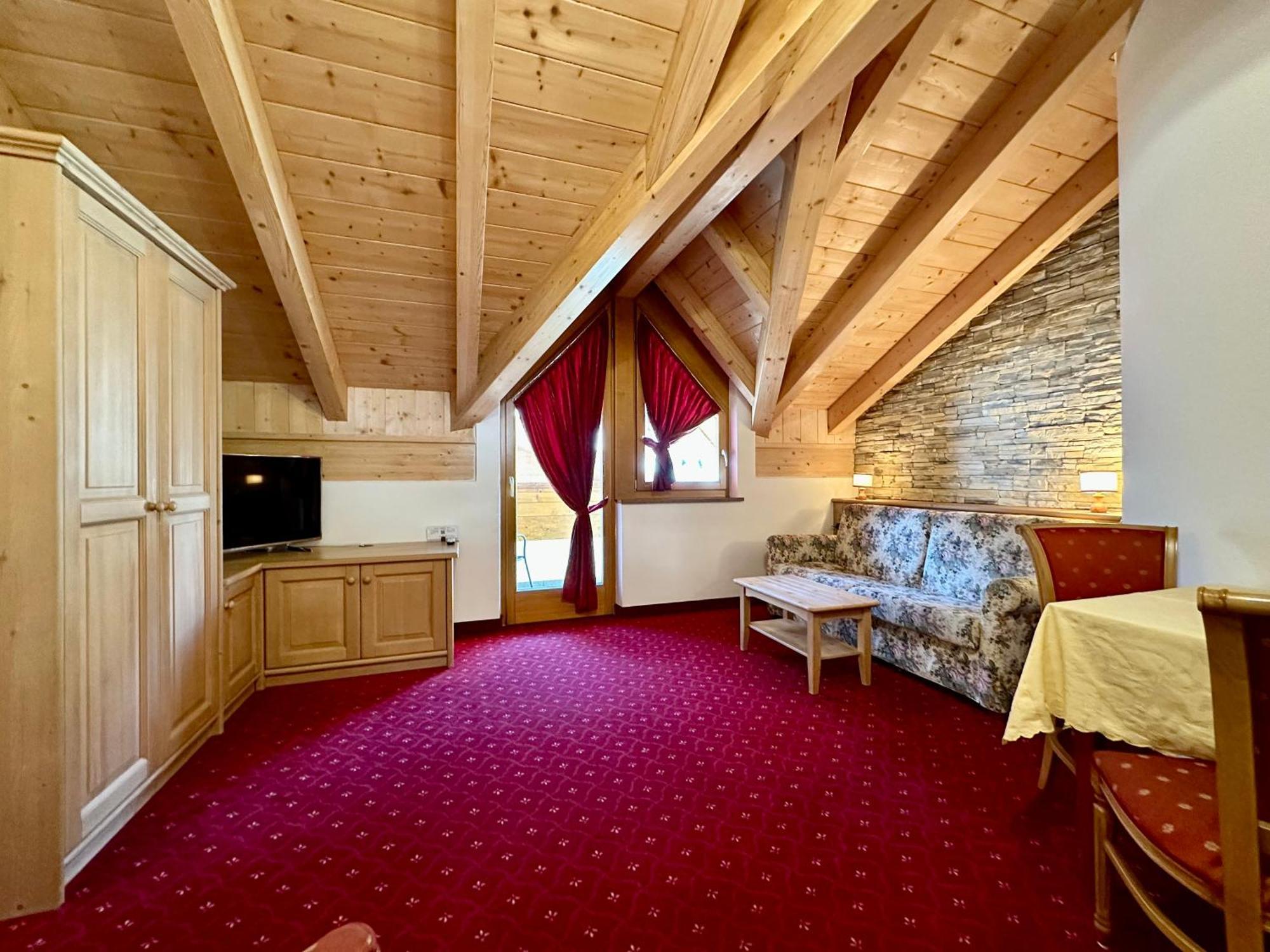 Cesa Planber Apartments Mountain View Bike Friendly Canazei Δωμάτιο φωτογραφία